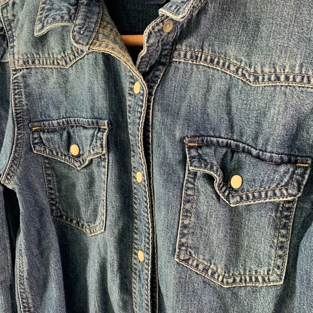 GAP this shirt